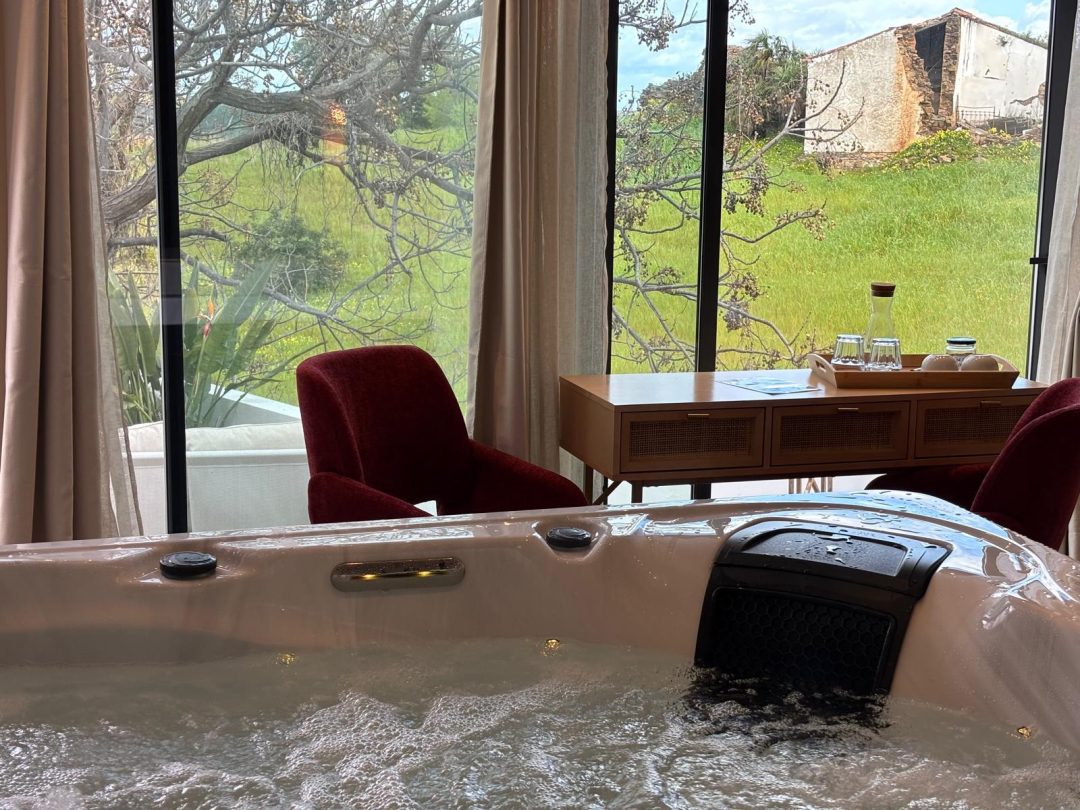 suite king deluxe jacuzzi8